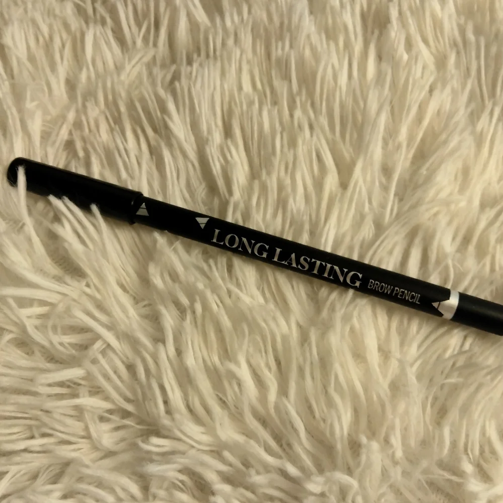 🆕 Eyebrow Pencil #01